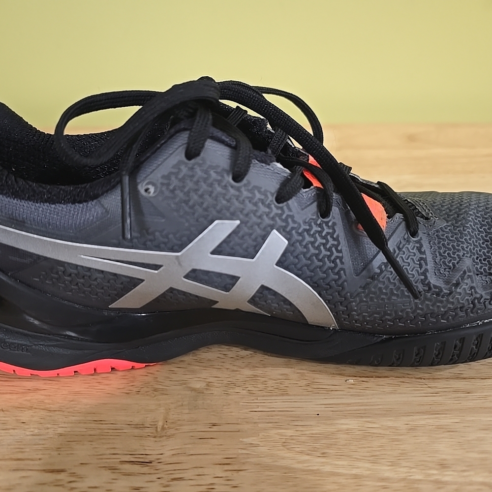Asics Gel-Resolution 8 L.E. "Tokyo" in a black and silver 7.5/39 Mens/Womens - Picture 3 of 10